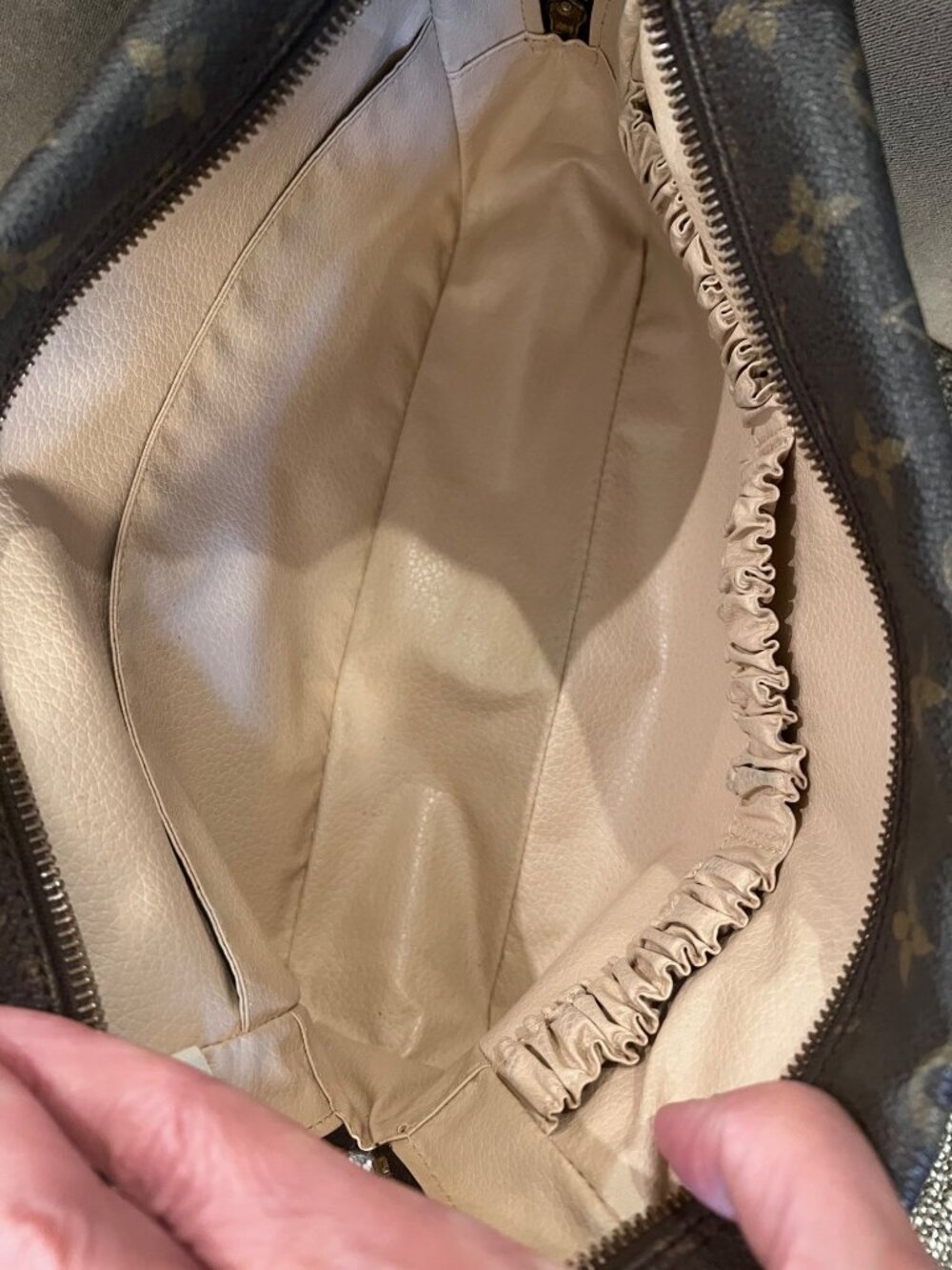 Louis Vuitton Monogram Toiletry Pouch - Picture 6 of 8